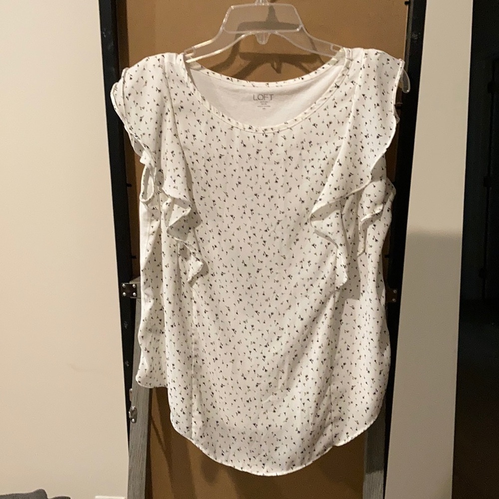 Loft flutter sleeve top